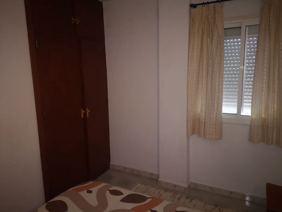 4 bedroom Villa for sale in Mijas Costa with pool - € 499,000 (Ref: 9995176)