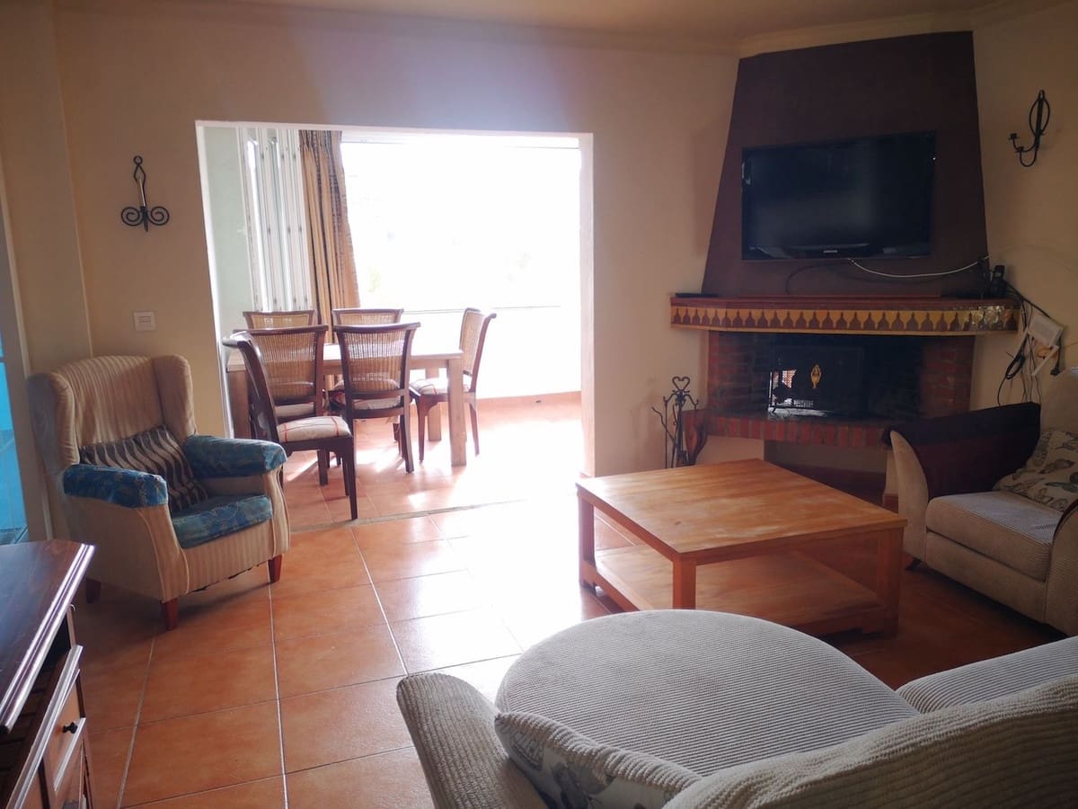 4 bedroom Villa for sale in Mijas Costa with pool - € 499,000 (Ref: 9995176)