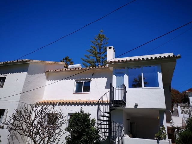 4 bedroom Villa for sale in Mijas Costa, Mijas with pool - € 499,000 (Ref: 9995176)
