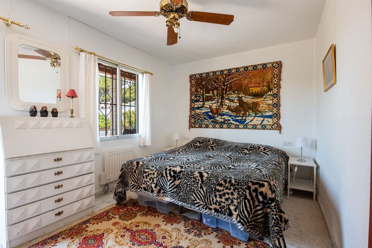3 chambre Villa/Maison à vendre à Nueva Andalucia avec garage - 595 000 € (Ref: 9995205)