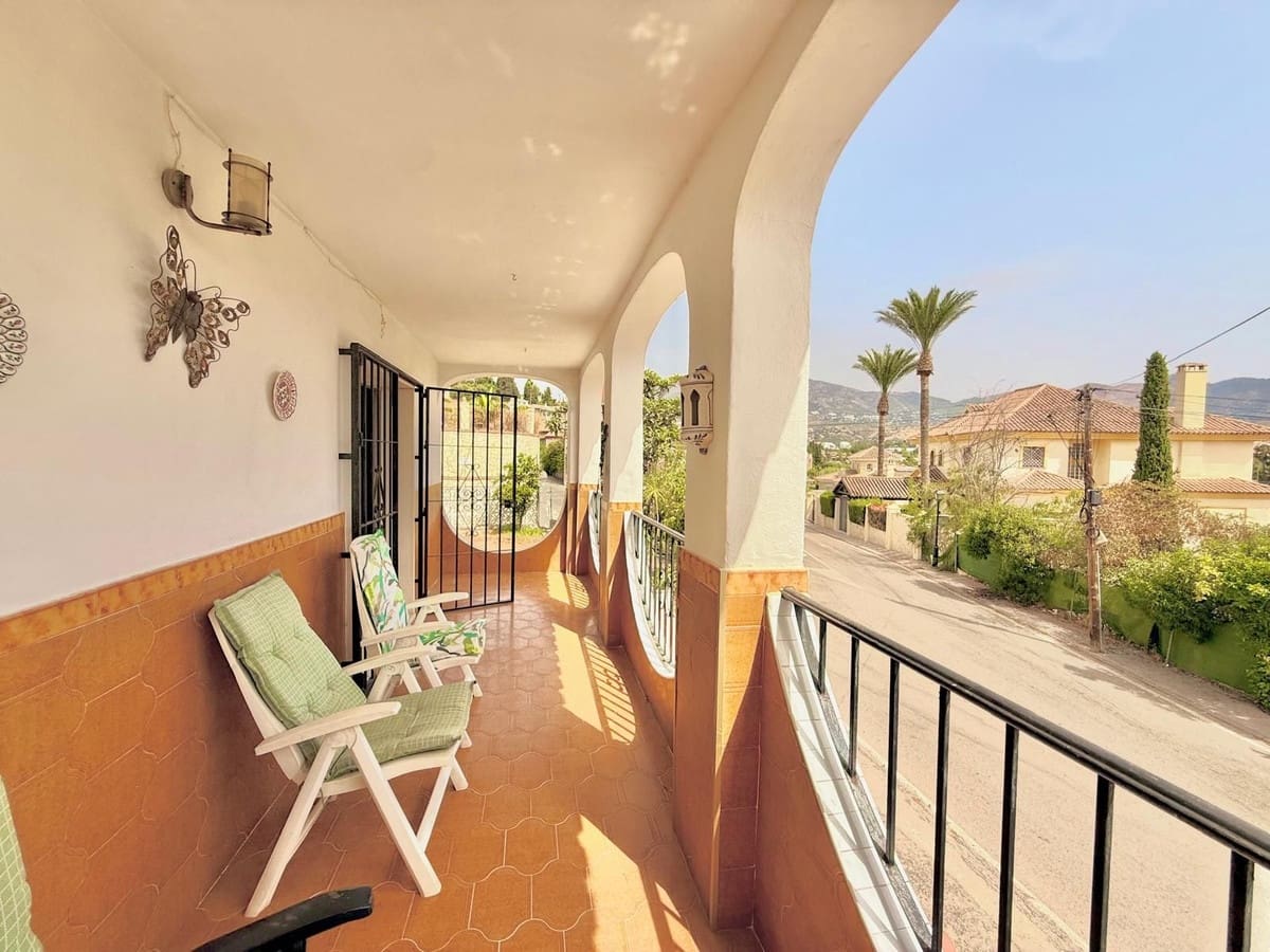4 soverom Villa til salgs i Mijas med garasje - € 595 000 (Ref: 9995206)