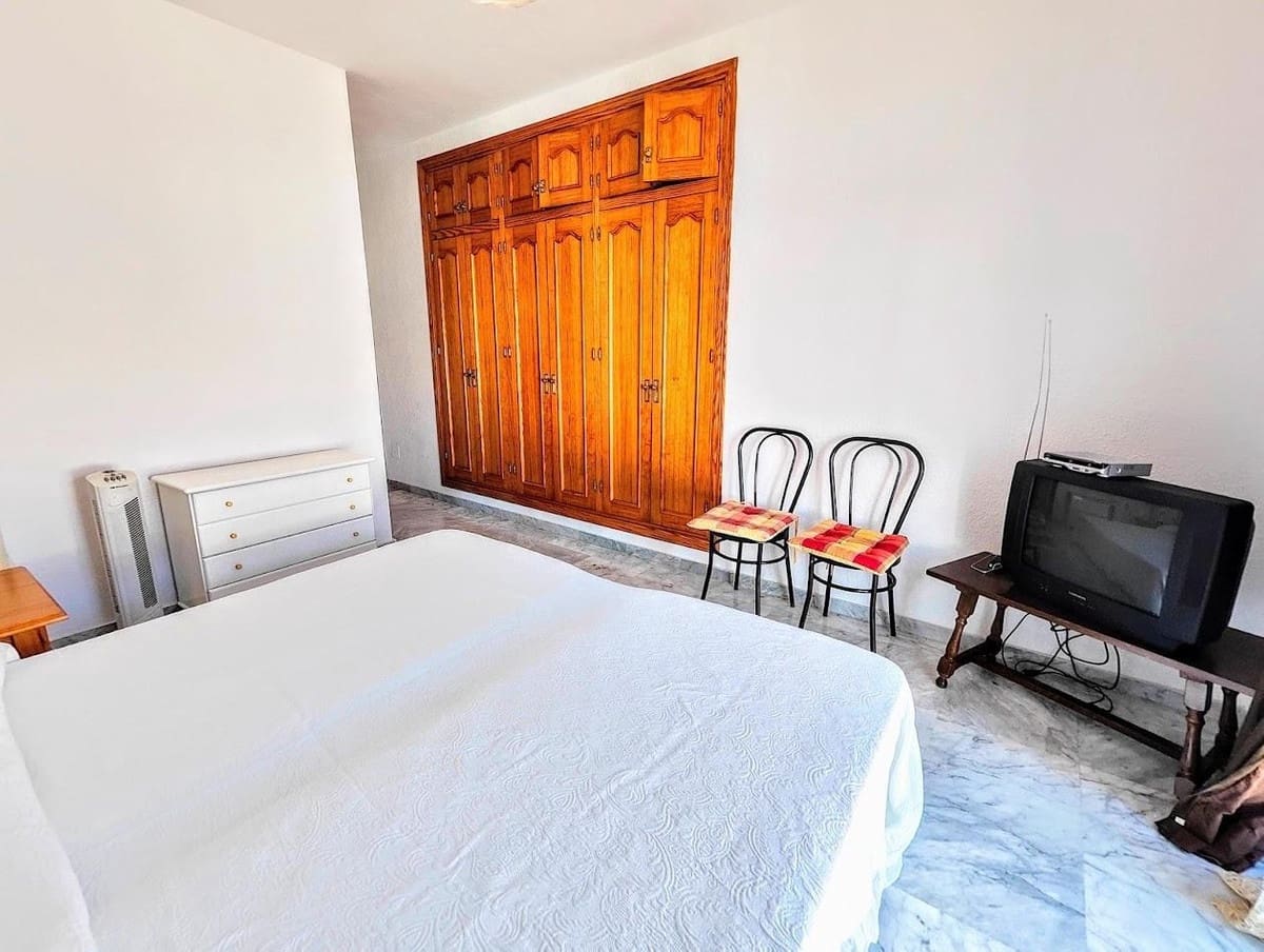 4 soverom Villa til salgs i Benalmadena Costa med svømmebasseng garasje - € 890 000 (Ref: 9995367)