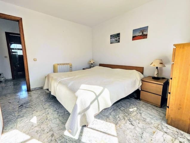 4 soverom Villa til salgs i Benalmadena Costa, Benalmádena med svømmebasseng garasje - € 890 000 (Ref: 9995367)
