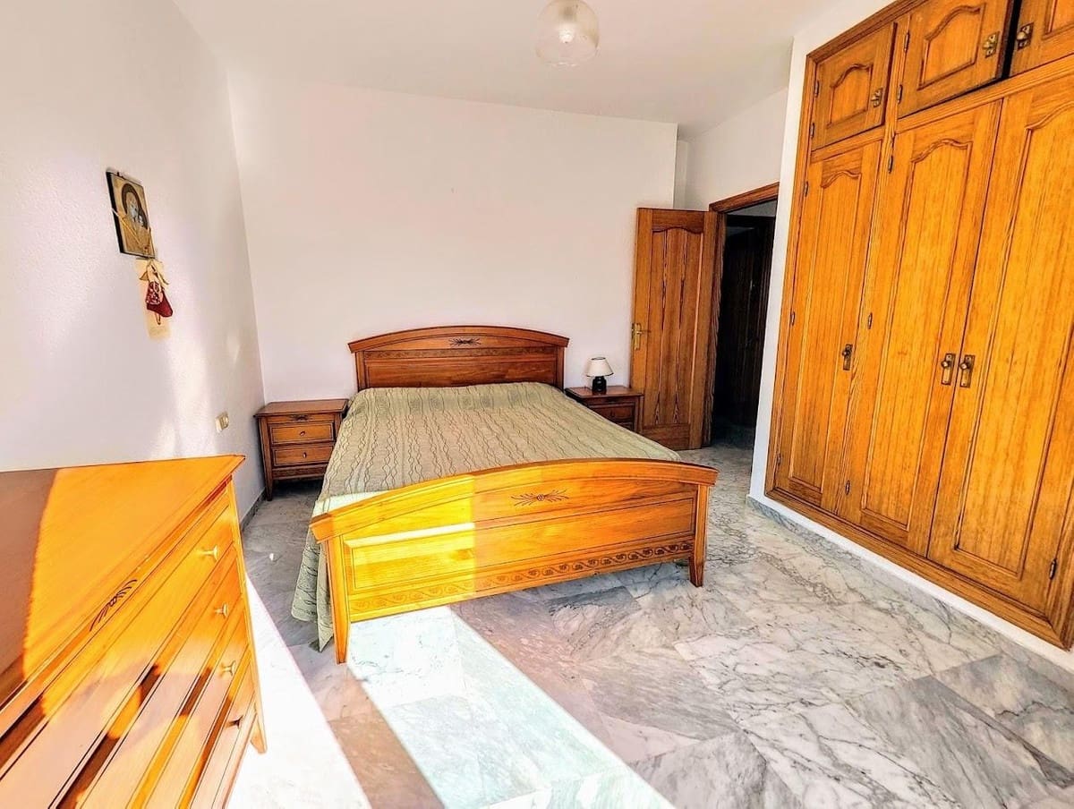 4 soverom Villa til salgs i Benalmadena Costa med svømmebasseng garasje - € 890 000 (Ref: 9995367)