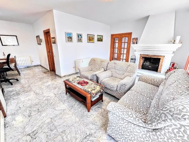 4 soverom Villa til salgs i Benalmadena Costa, Benalmádena med svømmebasseng garasje - € 890 000 (Ref: 9995367)
