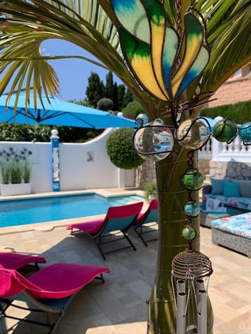 4 soverom Villa til salgs i Benalmádena med svømmebasseng garasje - € 1 100 000 (Ref: 9995859)