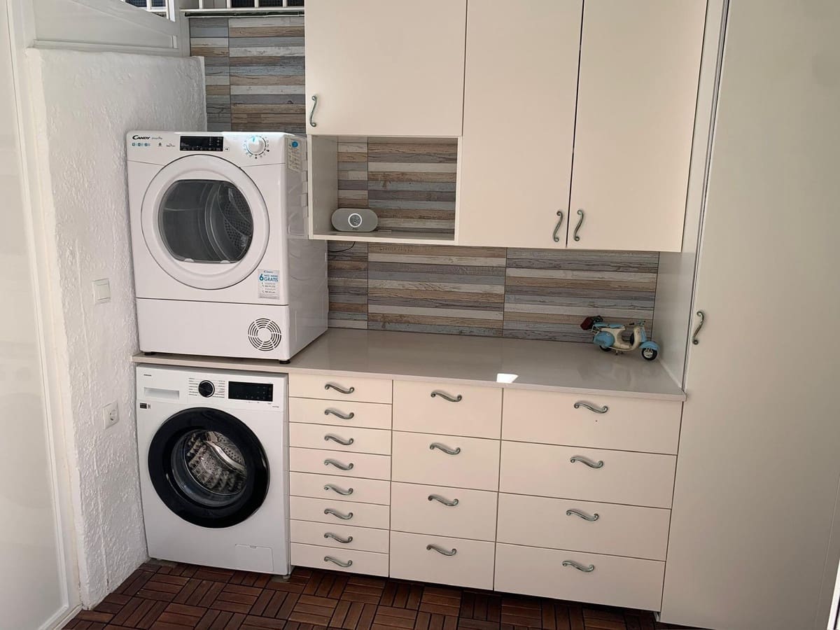 4 soverom Villa til salgs i Benalmadena med svømmebasseng garasje - € 1 100 000 (Ref: 9995859)