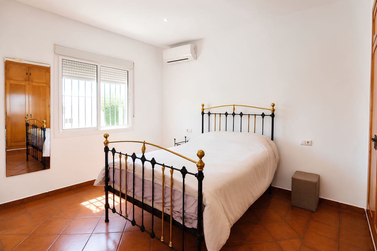 4 slaapkamer Villa te koop in Mijas met zwembad garage - € 1.200.000 (Ref: 9995888)