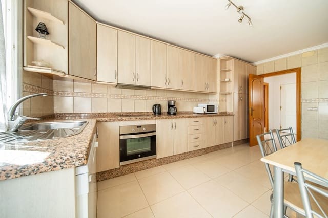 4 soveværelse Villa til salg i Torreblanca, Fuengirola med swimmingpool garage - € 1.289.000 (Ref: 9995889)