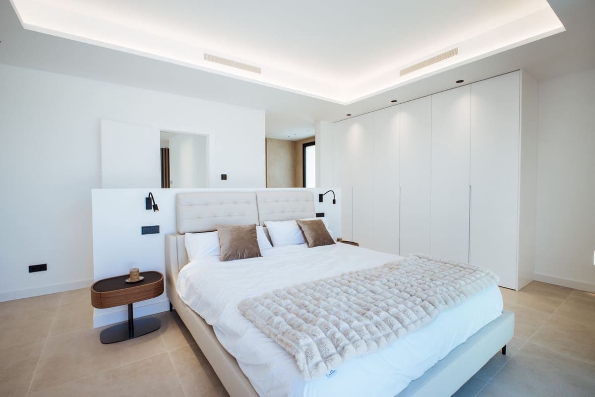 4 slaapkamer Villa te koop in Mijas met zwembad garage - € 1.965.000 (Ref: 9998948)