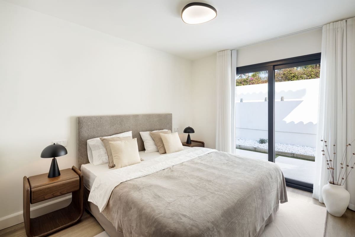 4 slaapkamer Villa te koop in Marbella met zwembad garage - € 3.295.000 (Ref: 9999707)