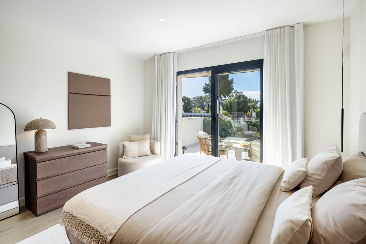 4 slaapkamer Villa te koop in Marbella met zwembad garage - € 3.295.000 (Ref: 9999707)