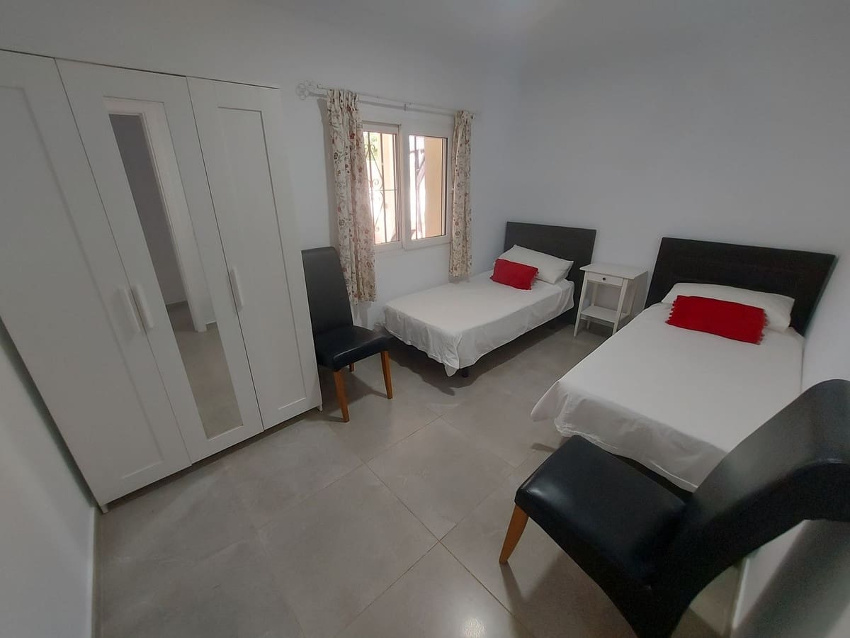 4 Zimmer Villa zu verkaufen in Manilva mit Pool Garage - 599.000 € (Ref: 9999709)