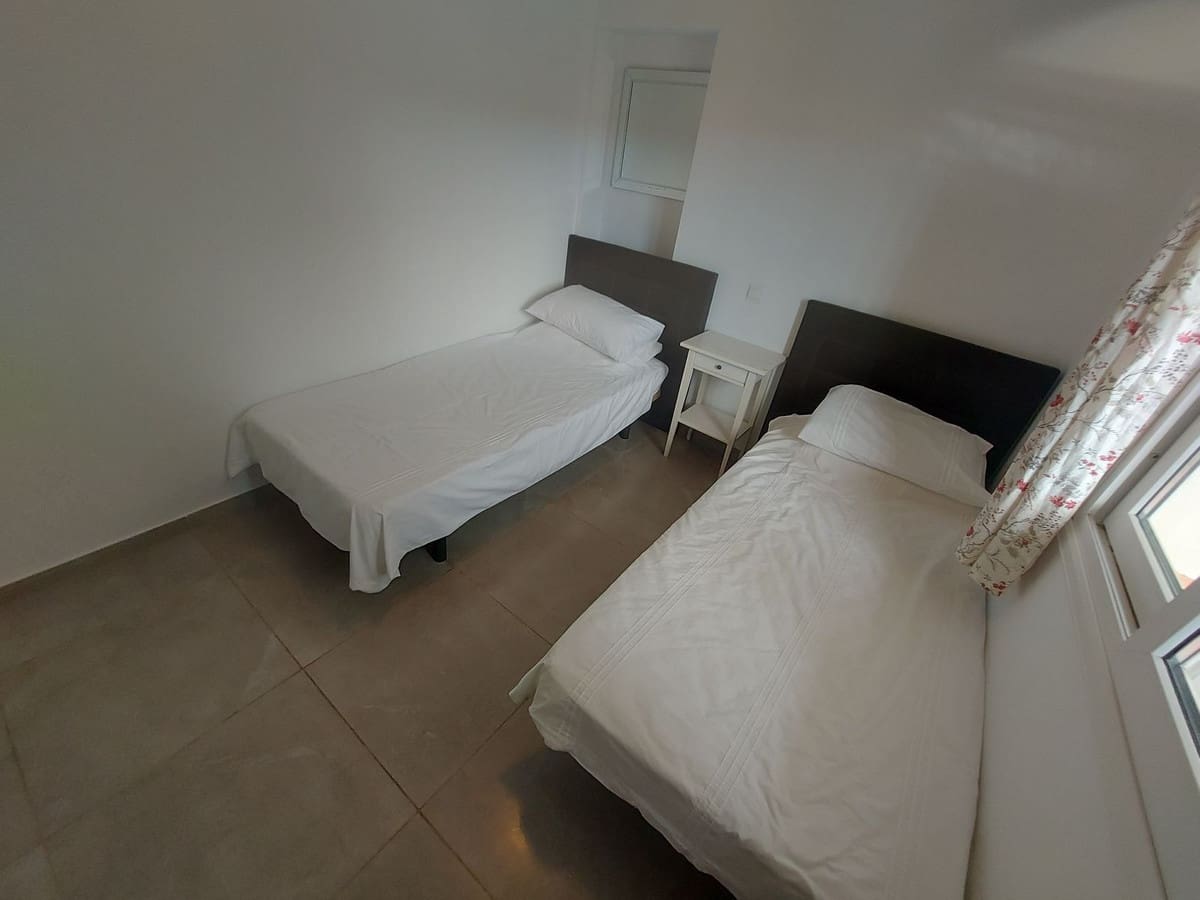 4 Zimmer Villa zu verkaufen in Manilva mit Pool Garage - 599.000 € (Ref: 9999709)