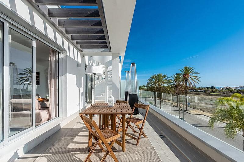 2 bedroom Apartment for rent in New Golden Mile, Estepona with pool €