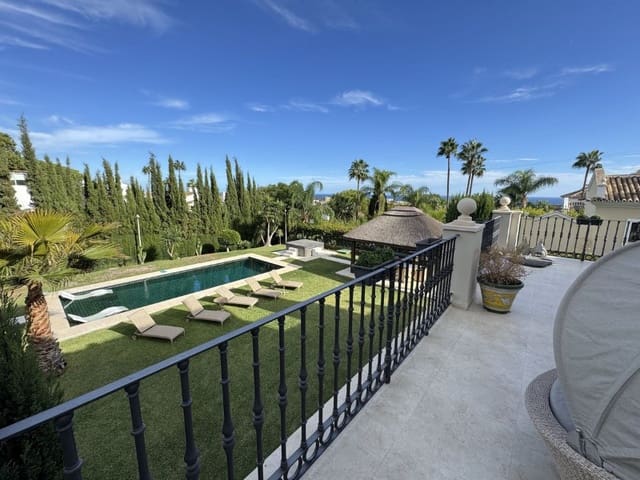 4 bedroom Villa for rent in Benamara, Estepona with pool garage - € 12,500 (Ref: 9471336)