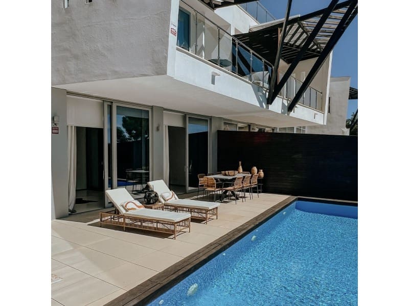 3 soveværelse Semi-Rækkehus til leje i Golden Mile med swimmingpool garage - € 12.000 (Ref: 9471357)