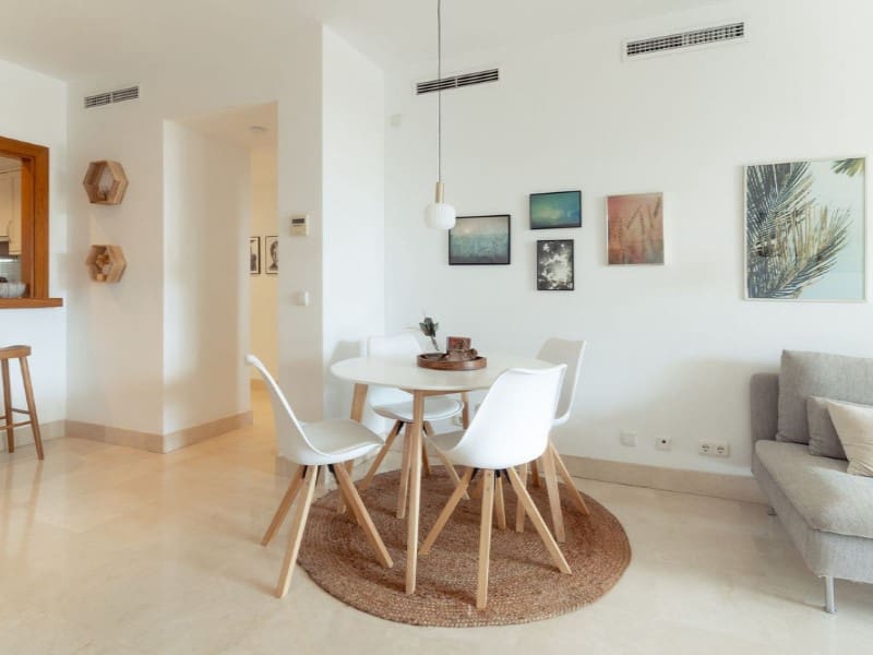 2 makuuhuone Huoneisto vuokrattavana paikassa Marbella mukana uima-altaan 
autotalli - 2 600 € (Ref: 9471390)