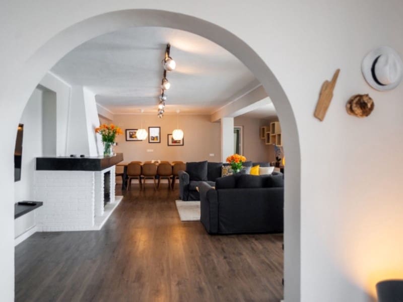 Chalet de 4 habitaciones en San Pedro de Alcantara en alquiler con piscina garaje - 11.500 € (Ref: 9471391)