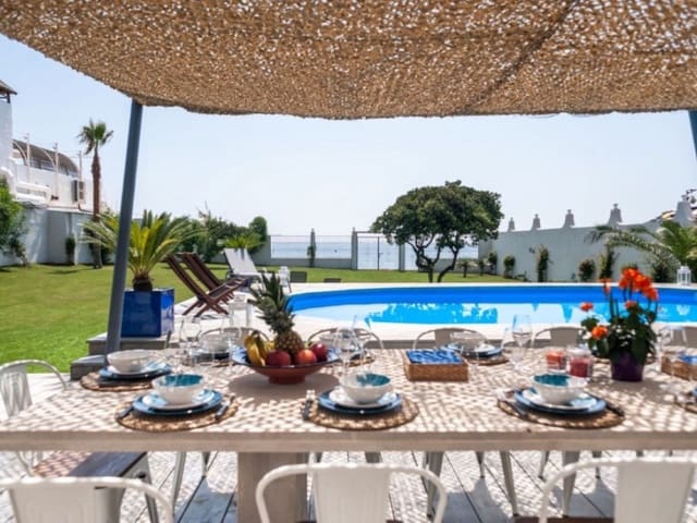 Chalet de 4 habitaciones en San Pedro de Alcantara, Marbella en alquiler con piscina garaje - 11.500 € (Ref: 9471391)