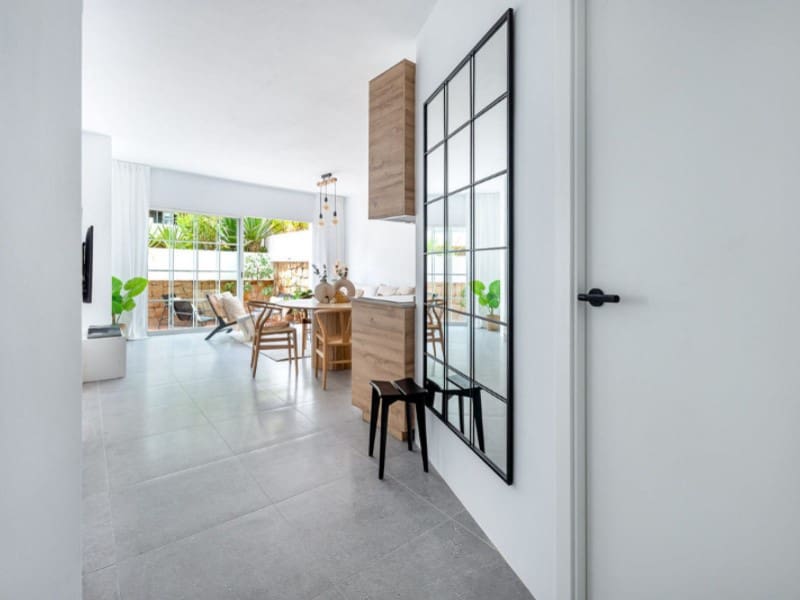 2 bedroom Apartment for rent in Nueva Andalucia with pool garage - € 2,600 (Ref: 9471398)