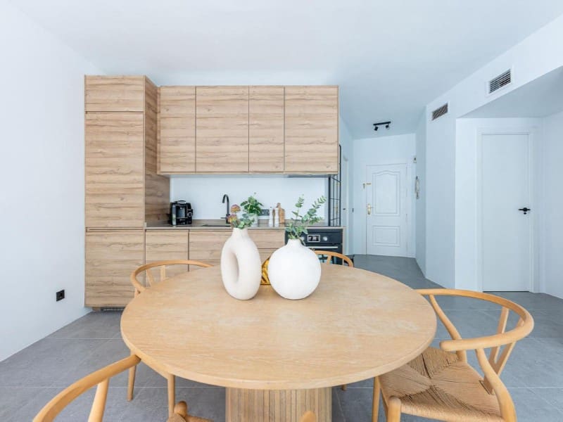 2 bedroom Apartment for rent in Nueva Andalucia with pool garage - € 2,600 (Ref: 9471398)