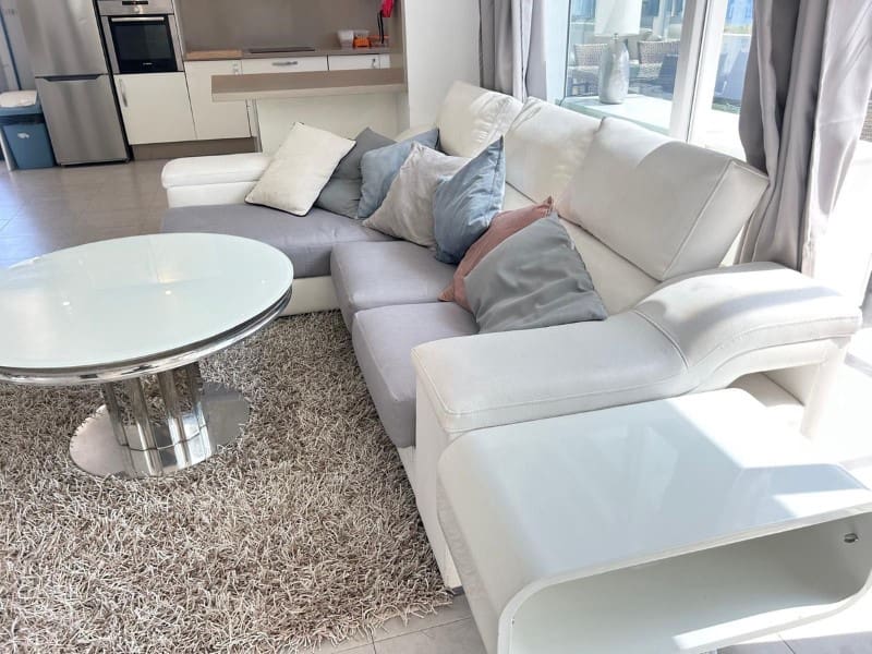 3 bedroom Villa for rent in Estepona with pool garage - € 5,500 (Ref: 9471402)