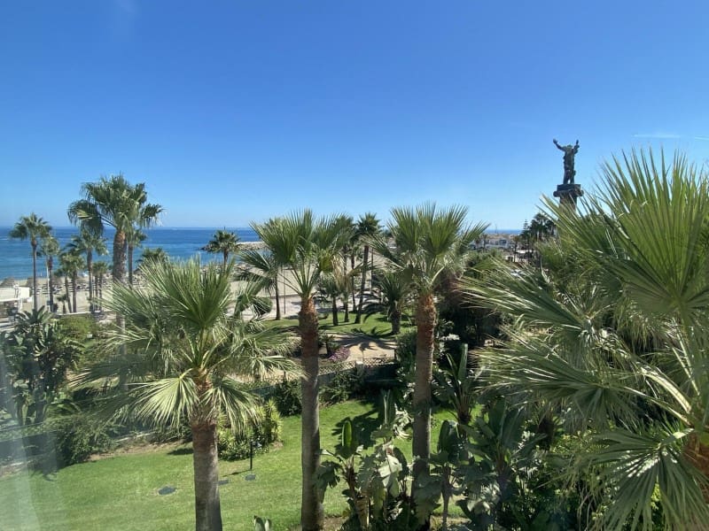 2 bedroom Apartment for rent in Nueva Andalucia with pool garage - € 2,800 (Ref: 9471403)