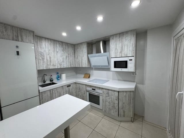 2 makuuhuone Huoneisto vuokrattavana paikassa La Campana mukana uima-altaan 
autotalli - 2 200 € (Ref: 9471404)