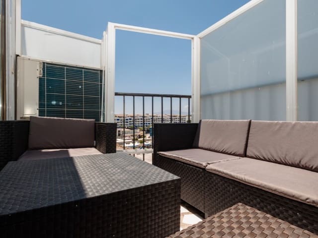 2 bedroom Penthouse for rent in Nueva Andalucia, Marbella with garage - € 1,950 (Ref: 9471407)