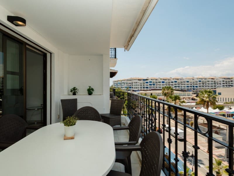 2 bedroom Apartment for rent in Nueva Andalucia with garage - € 1,750 (Ref: 9471408)