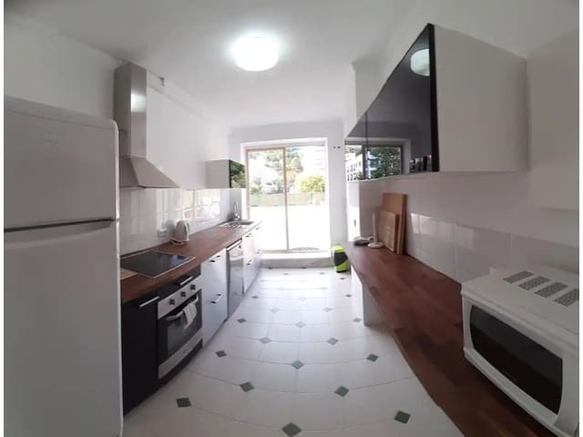 2 soverom Leilighet til leie i Marbella Centro, Marbella med garasje - € 2 500 (Ref: 9471409)