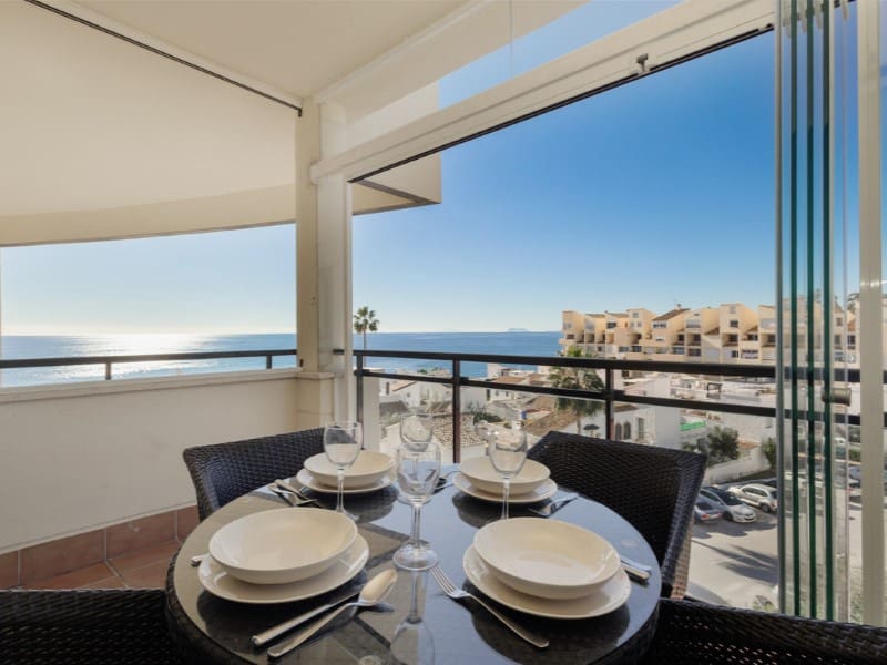 2 makuuhuone Huoneisto vuokrattavana paikassa Guadalmansa mukana uima-altaan 
autotalli - 1 900 € (Ref: 9471410)