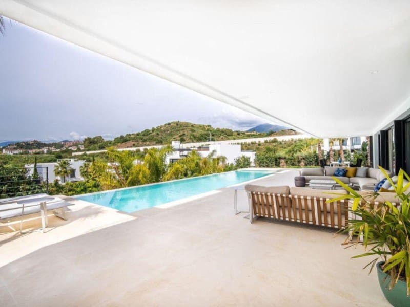 6 bedroom Villa for rent in Nueva Andalucia with pool garage - € 19,000 (Ref: 9471411)