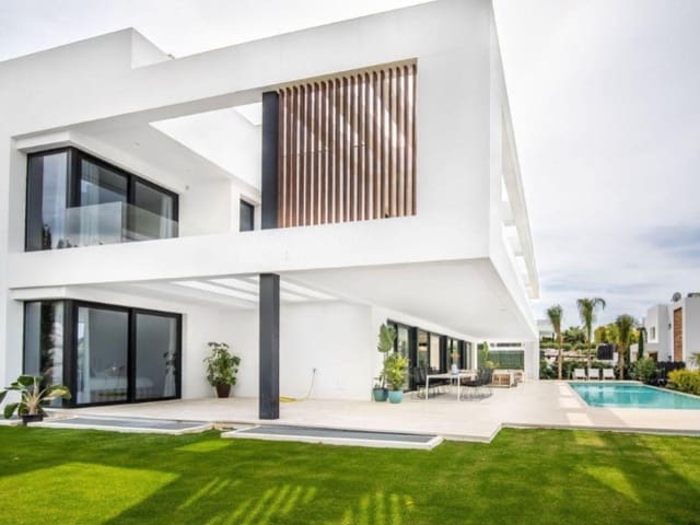 6 bedroom Villa for rent in Nueva Andalucia, Marbella with pool garage - € 19,000 (Ref: 9471411)