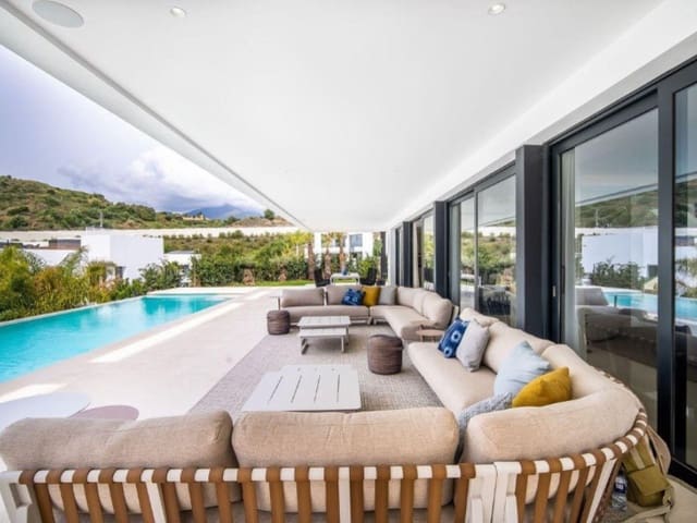 6 bedroom Villa for rent in Nueva Andalucia, Marbella with pool garage - € 19,000 (Ref: 9471411)