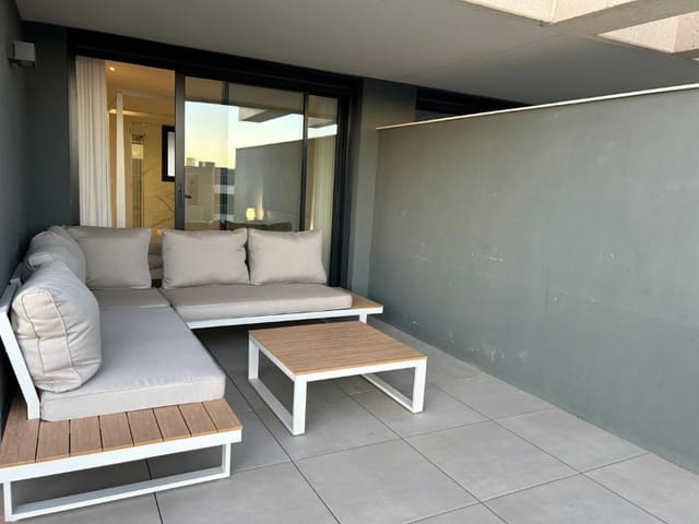 3 bedroom Apartment for rent in Estepona Pueblo, Estepona with pool garage - € 3,600 (Ref: 9471412)