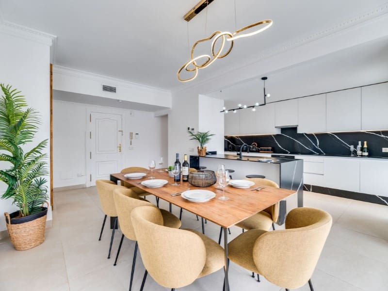 4 bedroom Apartment for rent in Nueva Andalucia with pool garage - € 4,000 (Ref: 9471416)