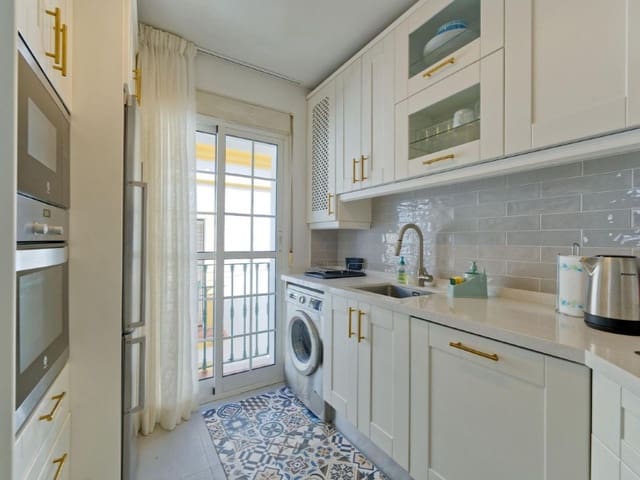 3 makuuhuone Kattohuoneisto vuokrattavana paikassa Marbella Centro, Marbella - 2 000 € (Ref: 9471419)