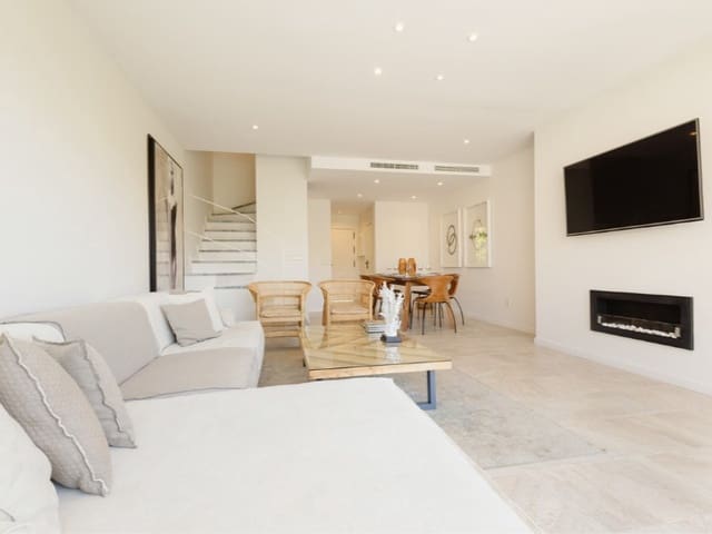 3 camera da letto Villetta Bifamiliare da affittare in Marbella Centro, Marbella con piscina garage - 3.000 € (Rif: 9471420)
