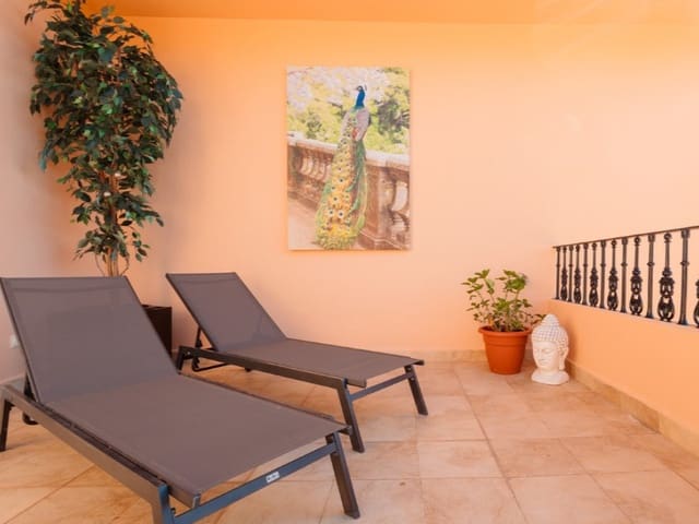 2 bedroom Penthouse for rent in Nueva Andalucia, Marbella with pool garage - € 2,500 (Ref: 9471424)