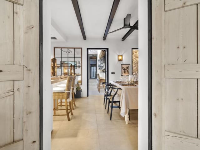 4 bedroom Semi-detached Villa for rent in Estepona Pueblo, Estepona with pool garage - € 7,500 (Ref: 9471426)