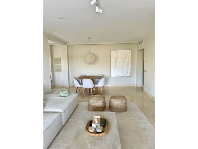 Penthouse de 3 chambres à louer à Benahavís pueblo, Benahavís avec piscine garage - 4 500 € (Ref: 9471428)