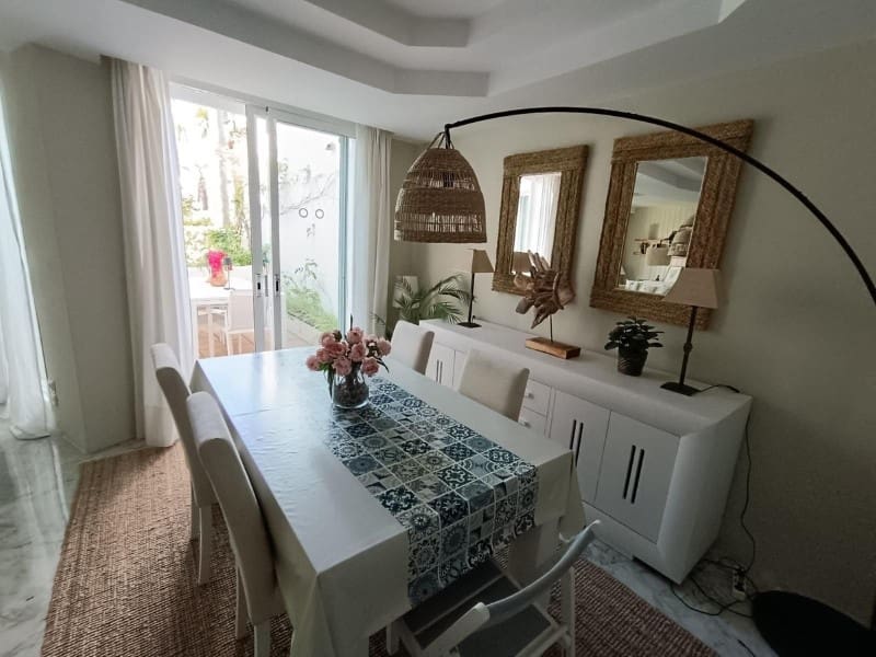 2 quarto Moradia Geminada para arrendar em New Golden Mile com piscina - 2 500 € (Ref: 9471433)