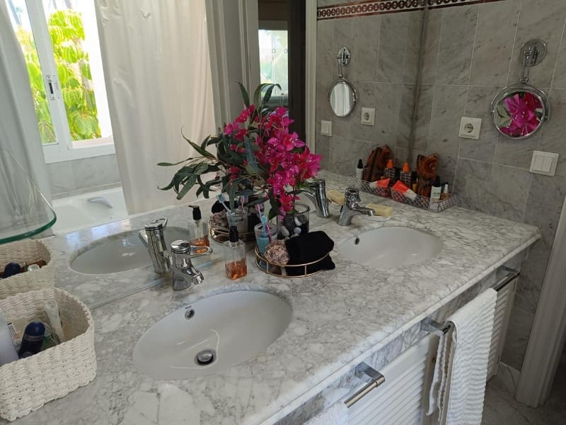 2 quarto Moradia Geminada para arrendar em New Golden Mile com piscina - 2 500 € (Ref: 9471433)