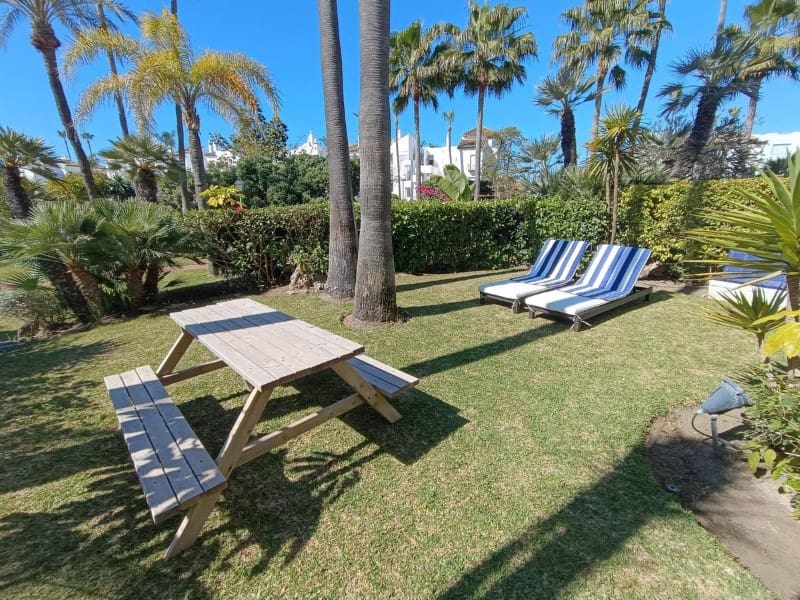 2 quarto Moradia Geminada para arrendar em New Golden Mile com piscina - 2 500 € (Ref: 9471433)