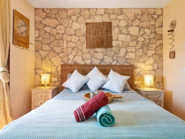 2 makuuhuone Paritalo vuokrattavana paikassa Nueva Andalucia, Marbella mukana uima-altaan 
autotalli - 3 000 € (Ref: 9471434)