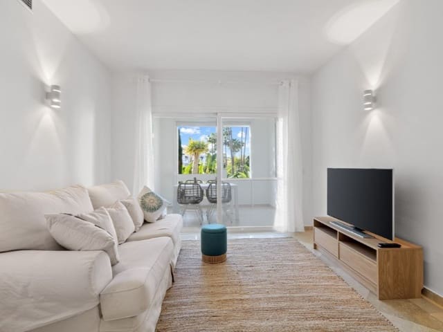 2 makuuhuone Huoneisto vuokrattavana paikassa Costalita, Estepona mukana uima-altaan 
autotalli - 1 900 € (Ref: 9471436)