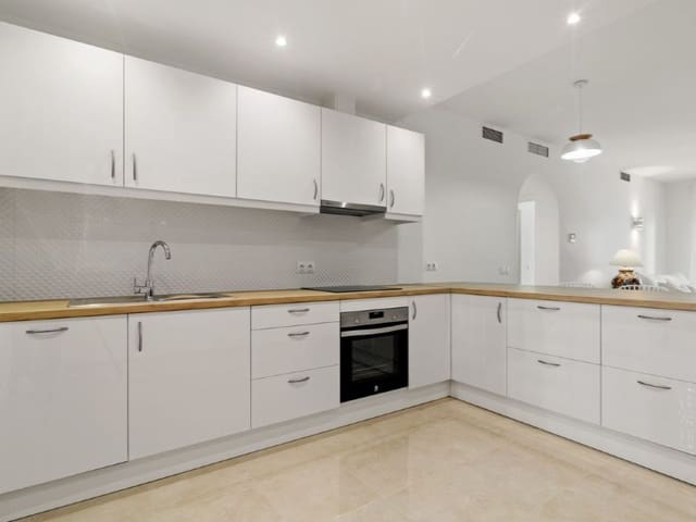 2 makuuhuone Huoneisto vuokrattavana paikassa Costalita, Estepona mukana uima-altaan 
autotalli - 1 900 € (Ref: 9471436)