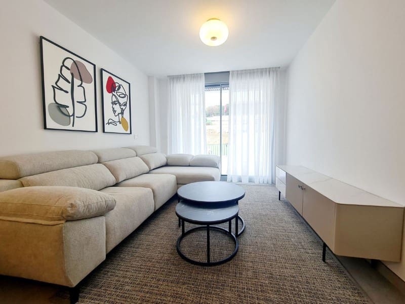 2 soveværelse Lejlighed til leje i Elviria med swimmingpool garage - € 2.950 (Ref: 9471437)